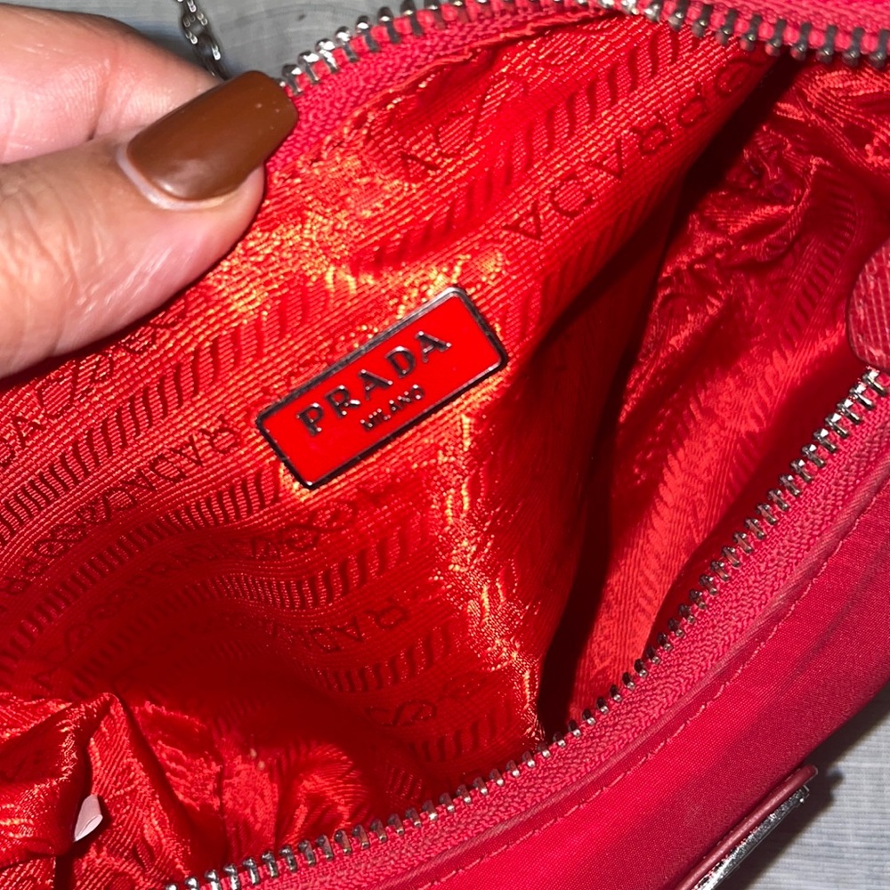 Red Prada Cross Body - Picture 3 of 4